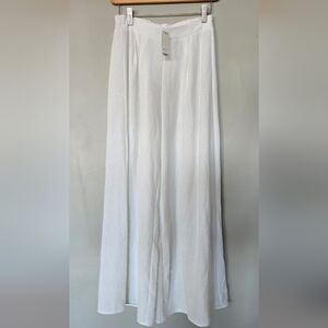 Francesca’s White Wide Leg Linen Blend Pleated Pants Size [S]
